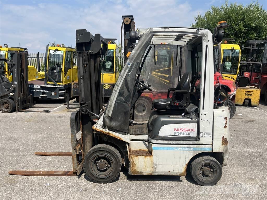 Nissan P1D1A15LQ Propan trucker
