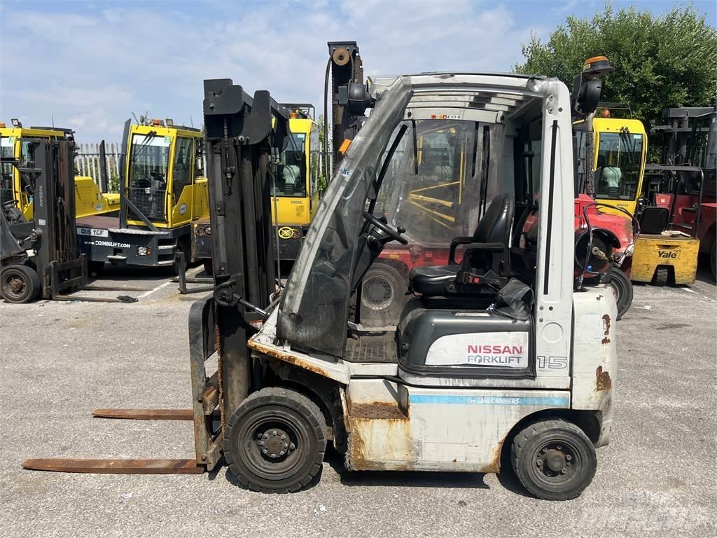Nissan P1D1A15LQ Propan trucker