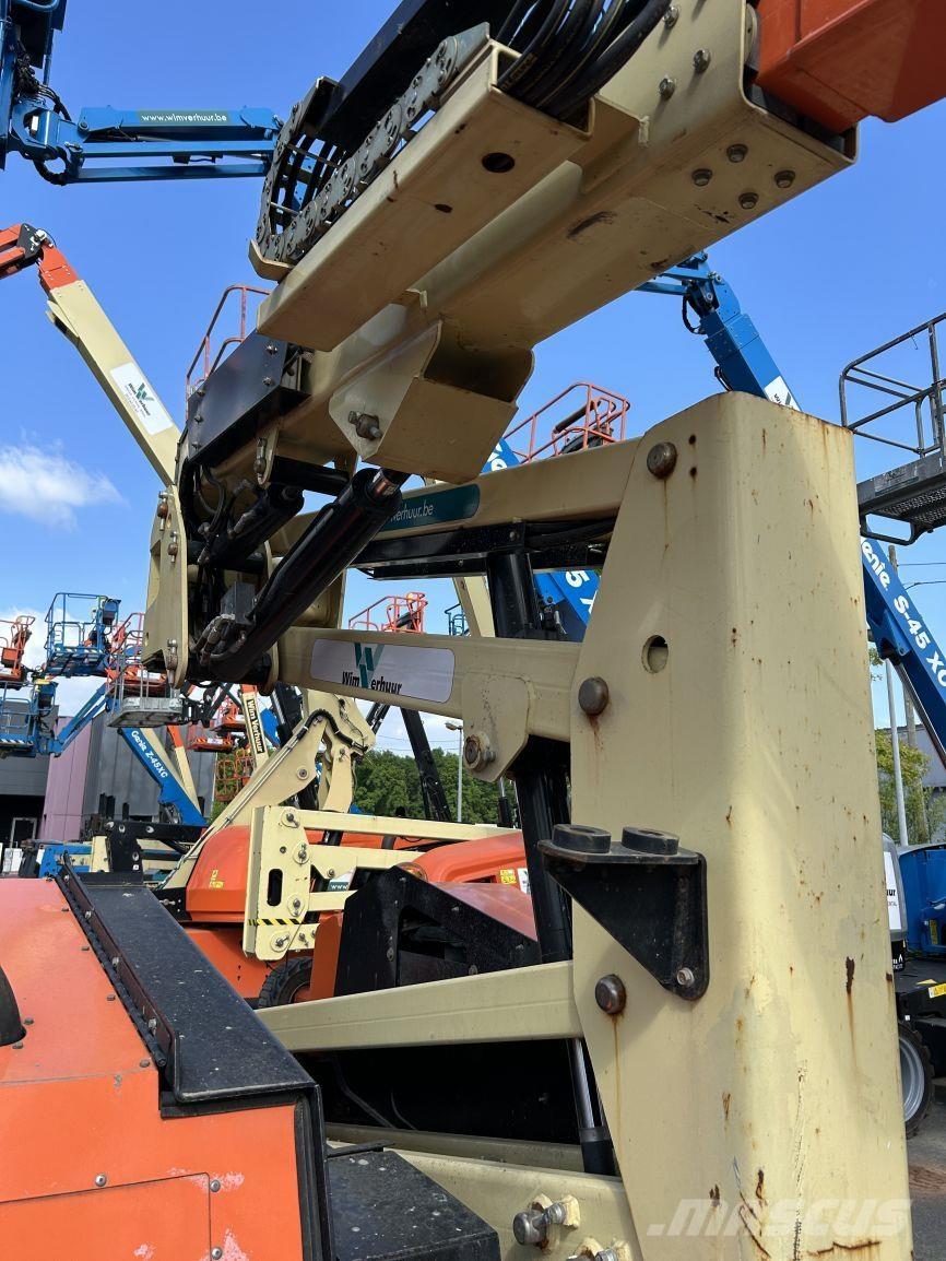 JLG 340AJ (4972) Leddede bomlifter