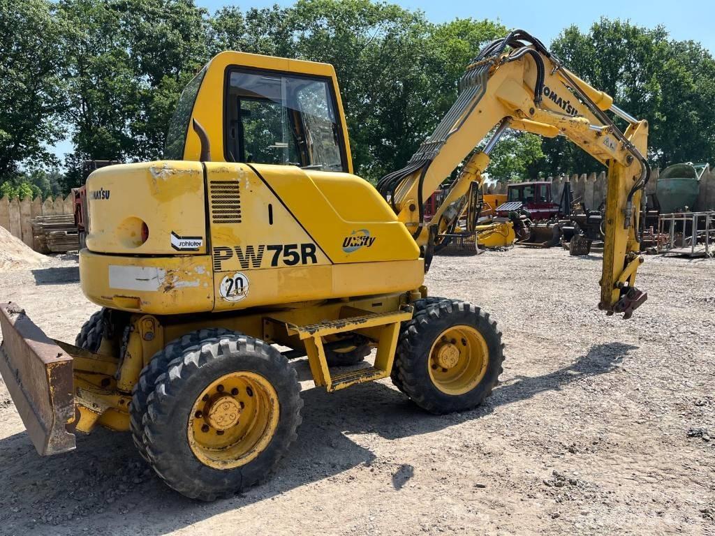 Komatsu PW 75 R Hjulgravere