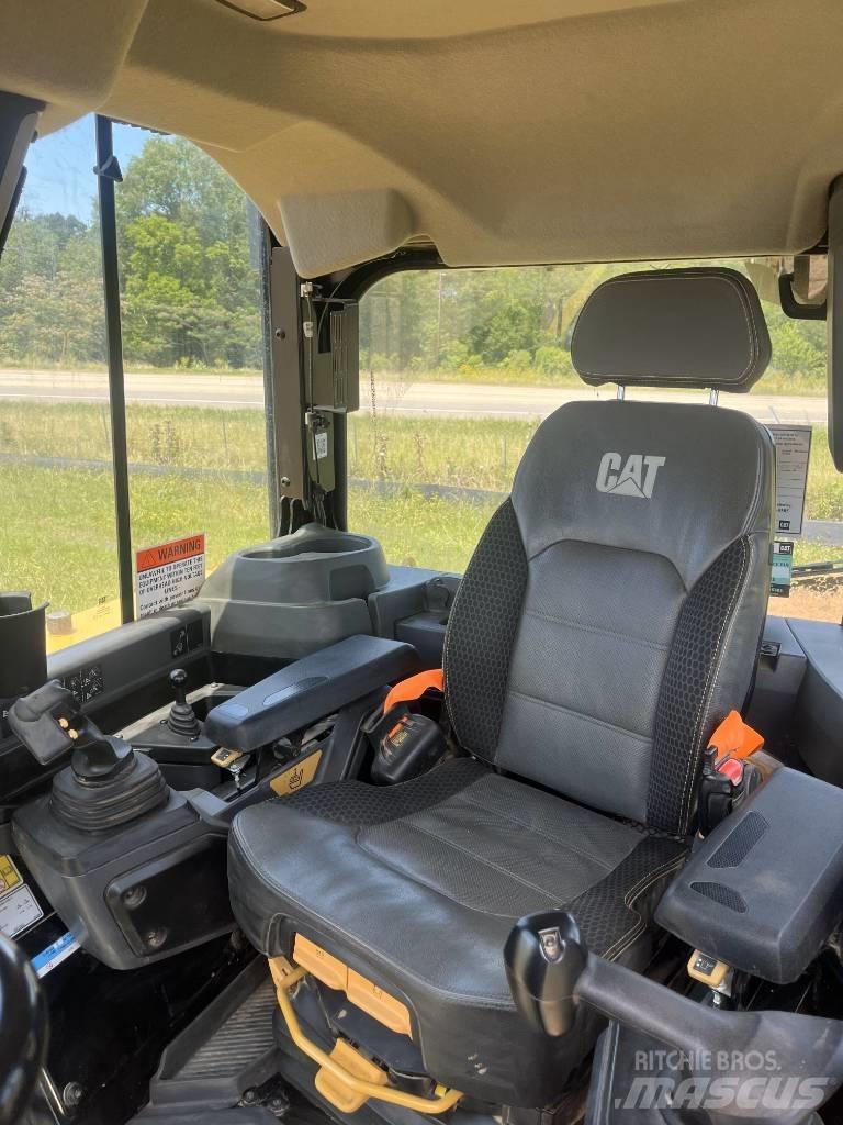 CAT D 6 LGP Dozere Beltegående