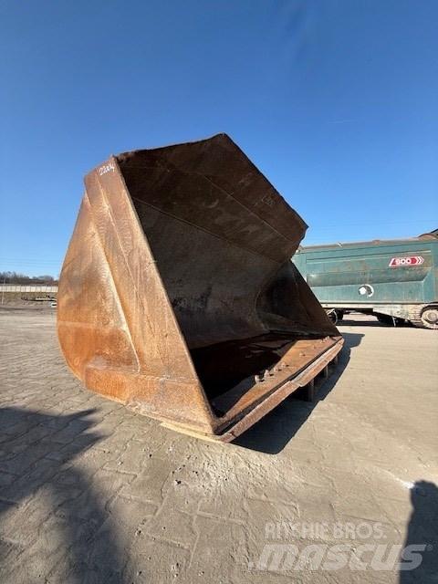Doosan DL 400 Skuffer