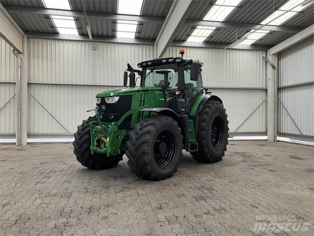 John Deere 6250R Traktorer
