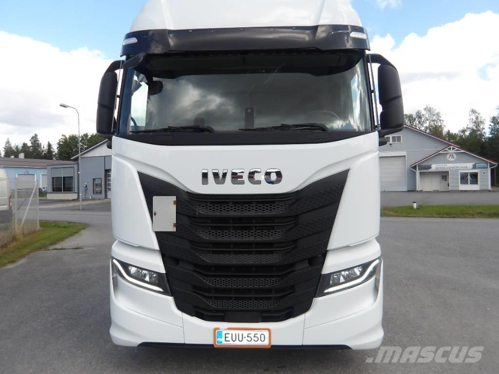 Iveco AS 440 STX Trekkvogner