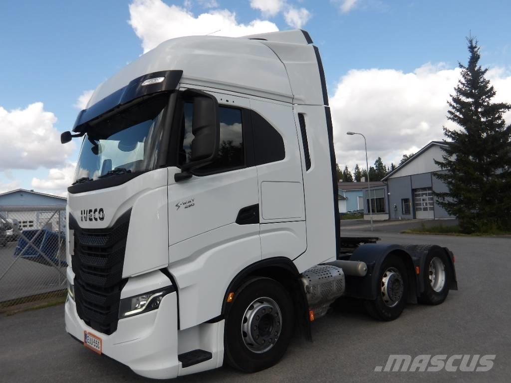 Iveco AS 440 STX Trekkvogner