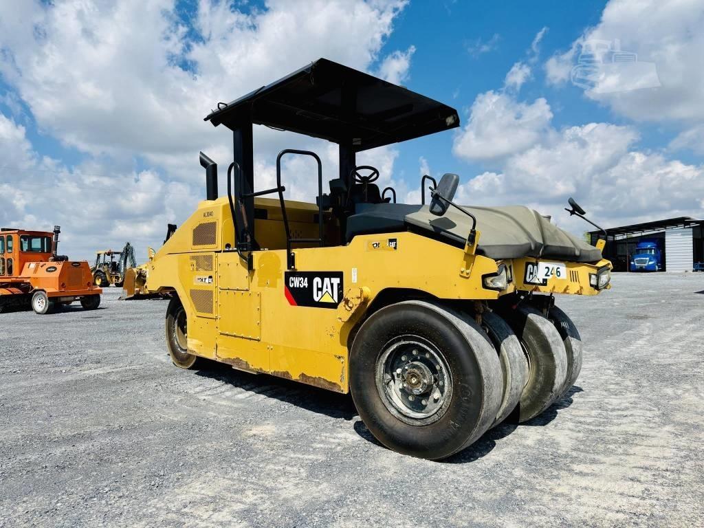 CAT CW 34 Gummihjulsvalser