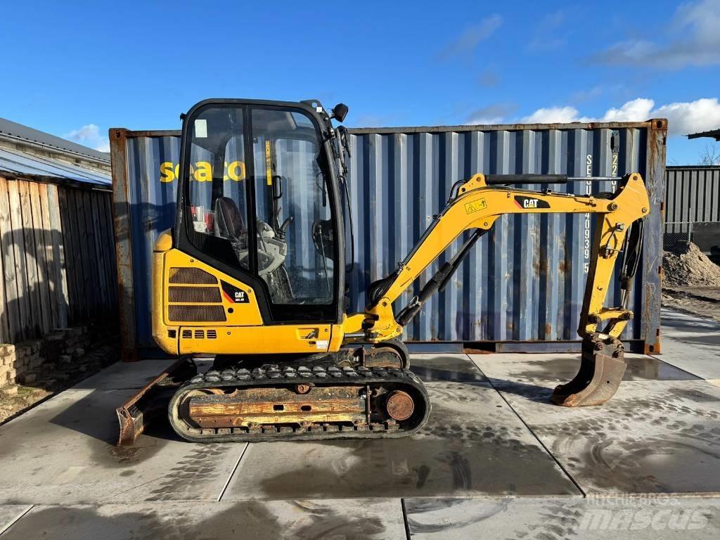 CAT 302.4 D Minigravere <7t