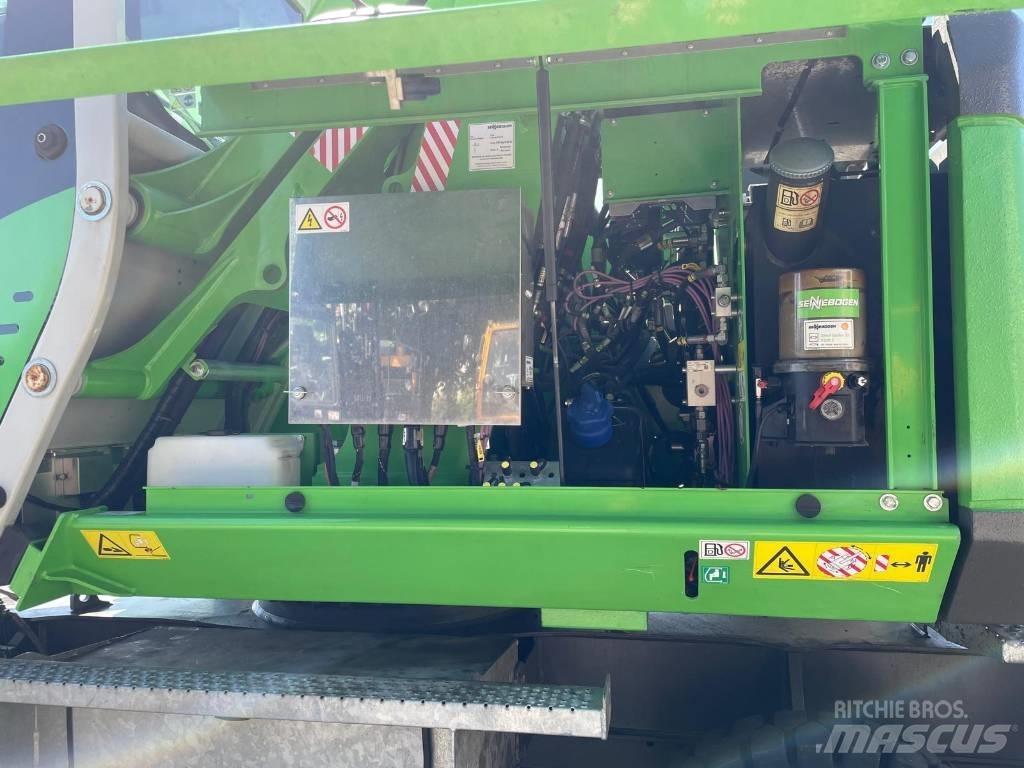 Sennebogen S 817M Gravemaskiner for avfallshåndtering