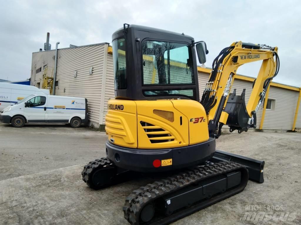 New Holland E37C Minigravere <7t