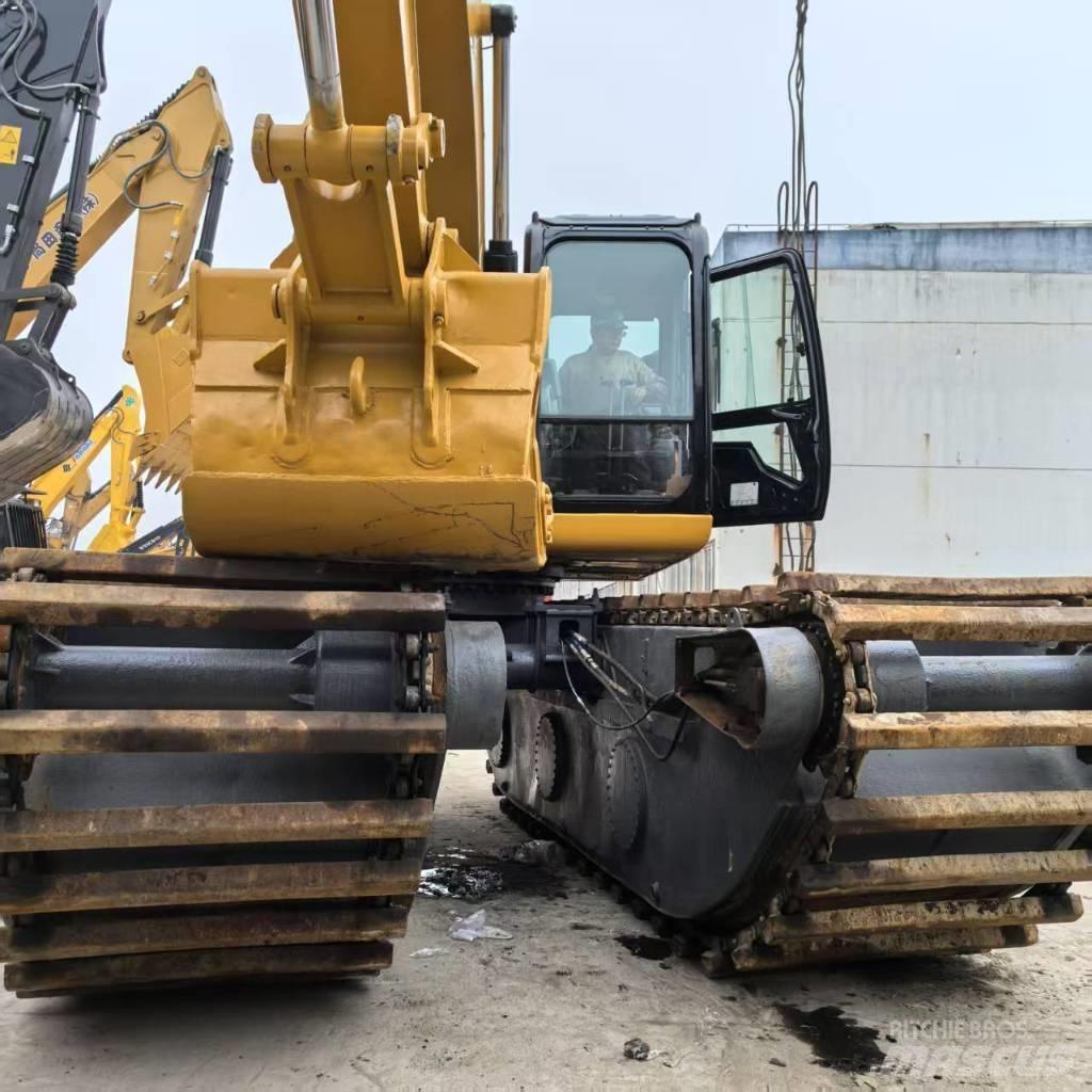 CAT 320 D Amfibiske Gravemaskiner