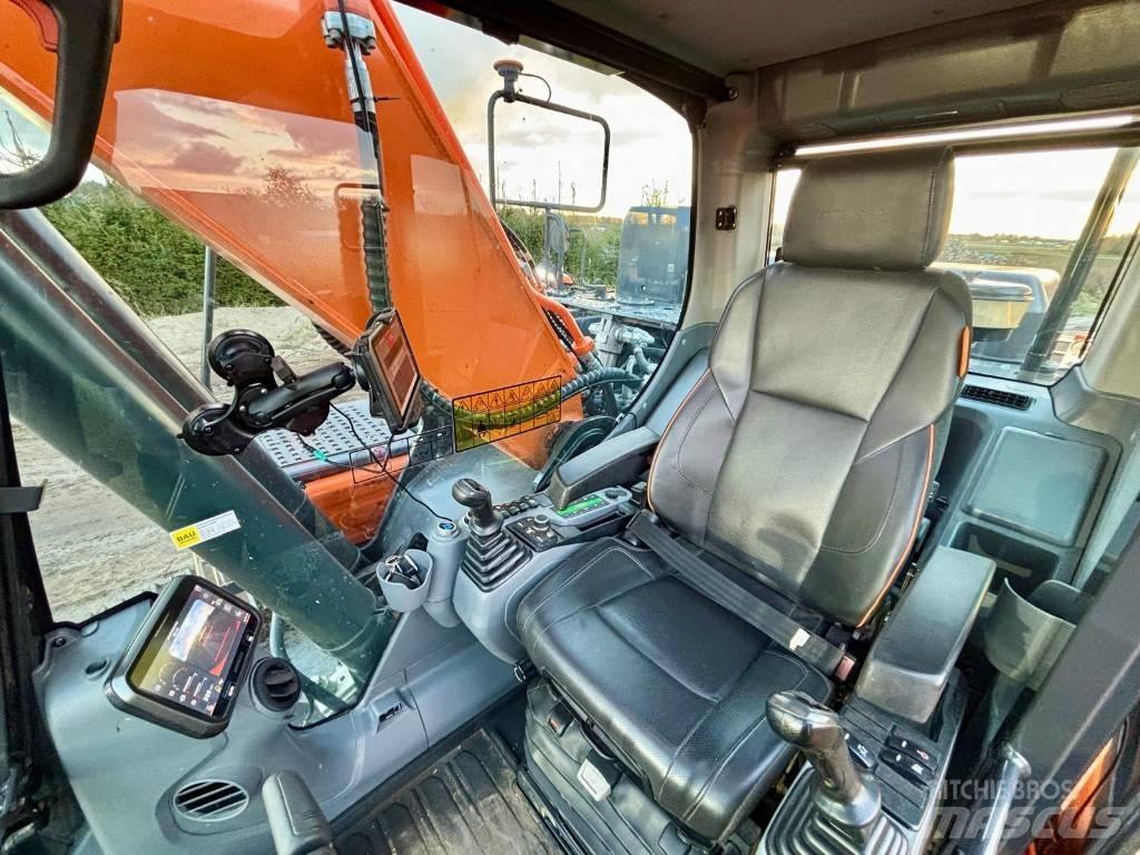 Doosan DX 255 Beltegraver