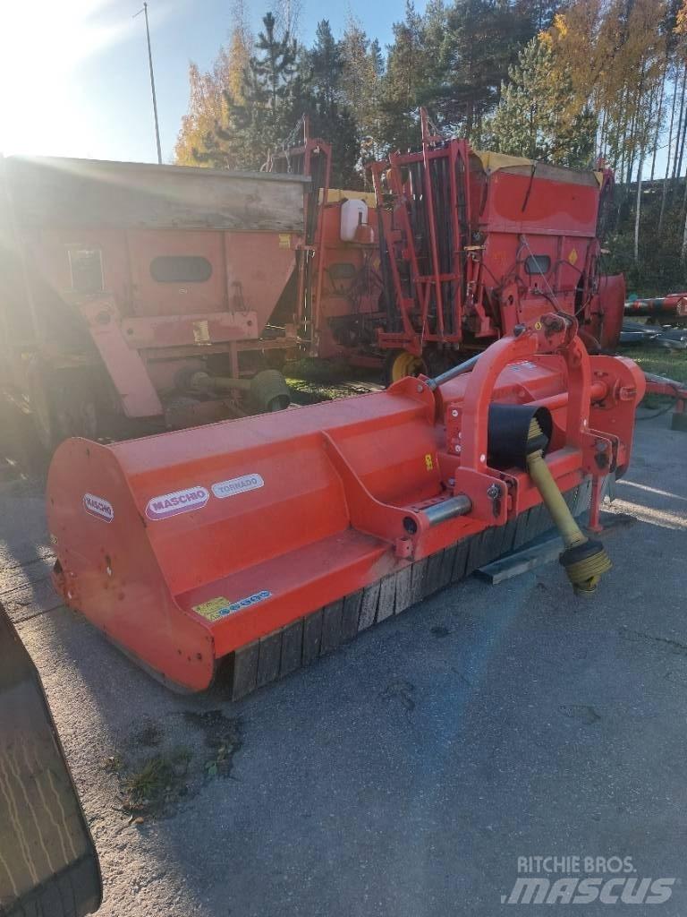 Maschio Tornado 280 Beitepussere og toppkuttere