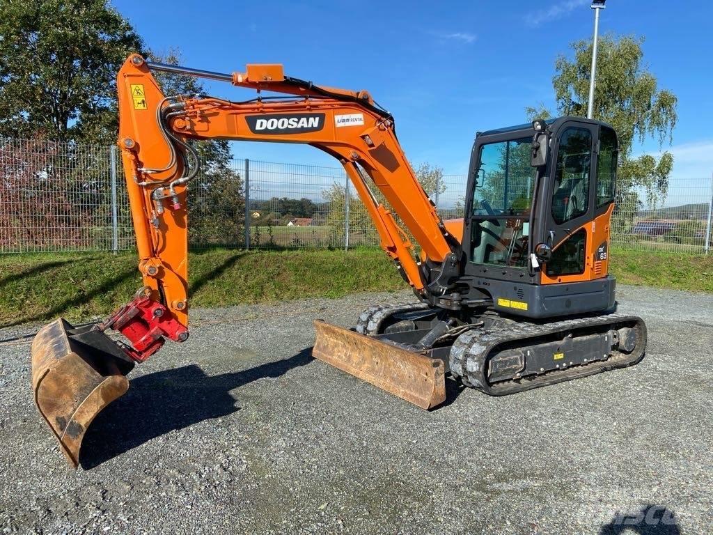 Doosan DX63-3 Beltegraver