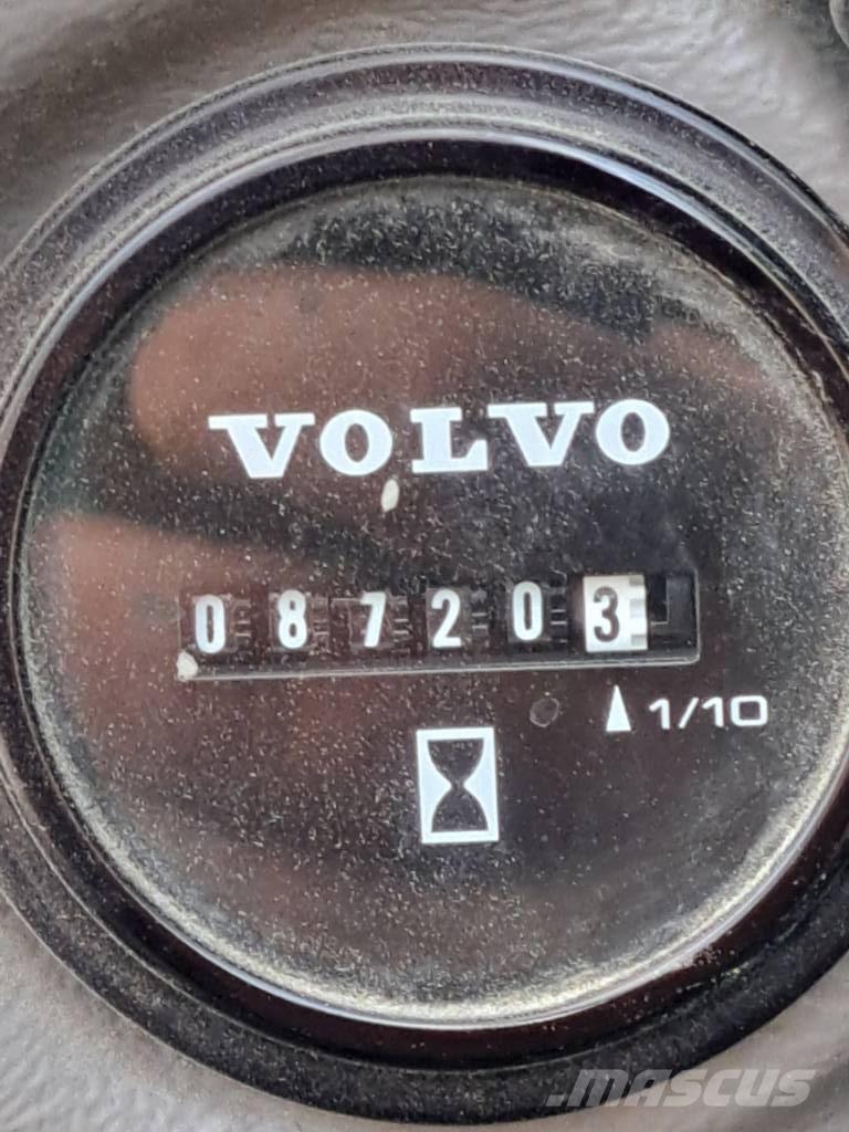 Volvo EC 300el Beltegraver