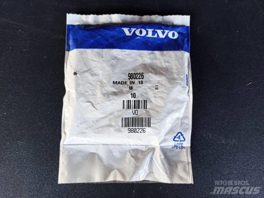 Volvo STUD 980226 Transport - Annet