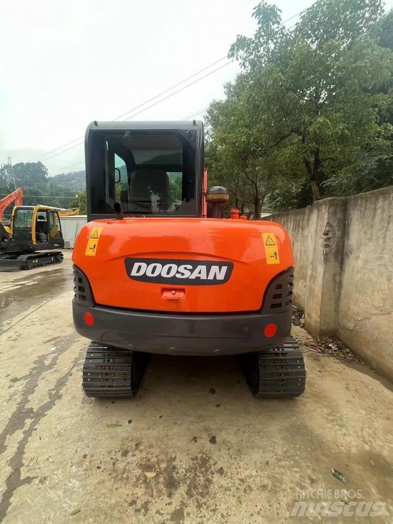 Doosan DH 60-7 Minigravere <7t