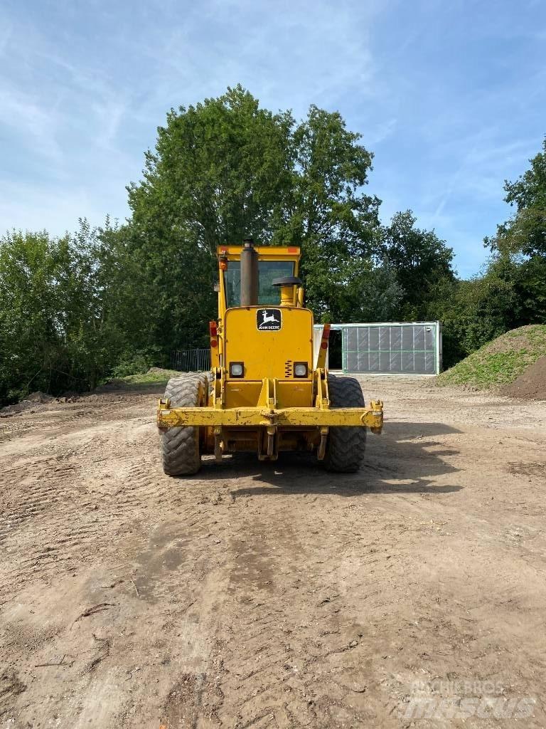 John Deere 770b Veihøvler