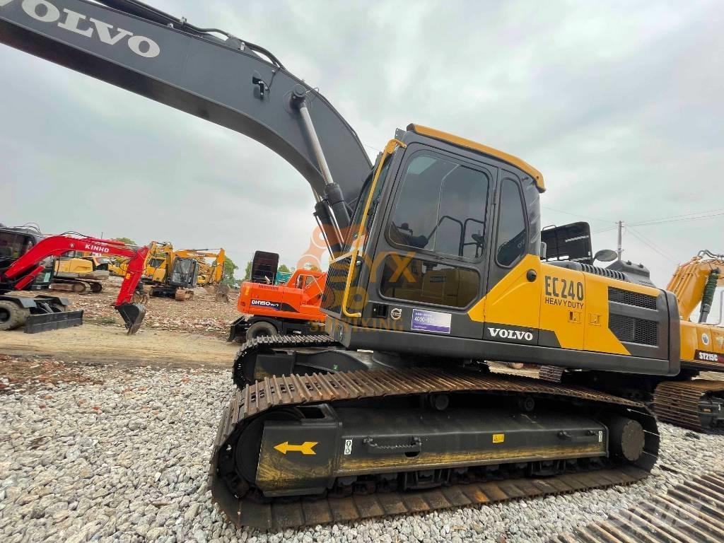 Volvo EC 240 B Beltegraver