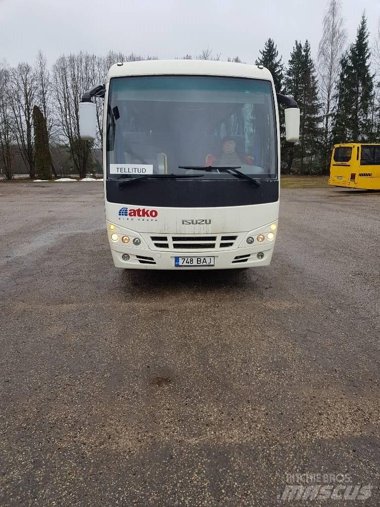 Isuzu Turquoise Intercity busser
