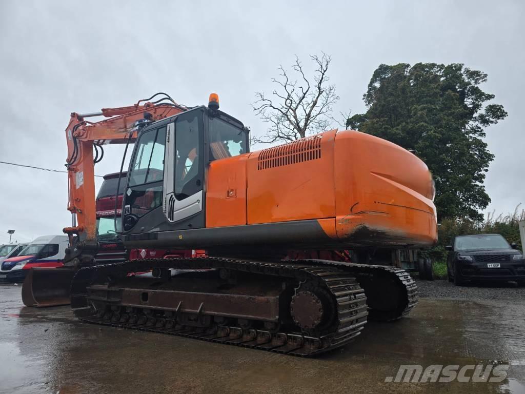 Hitachi ZX 210 Beltegraver
