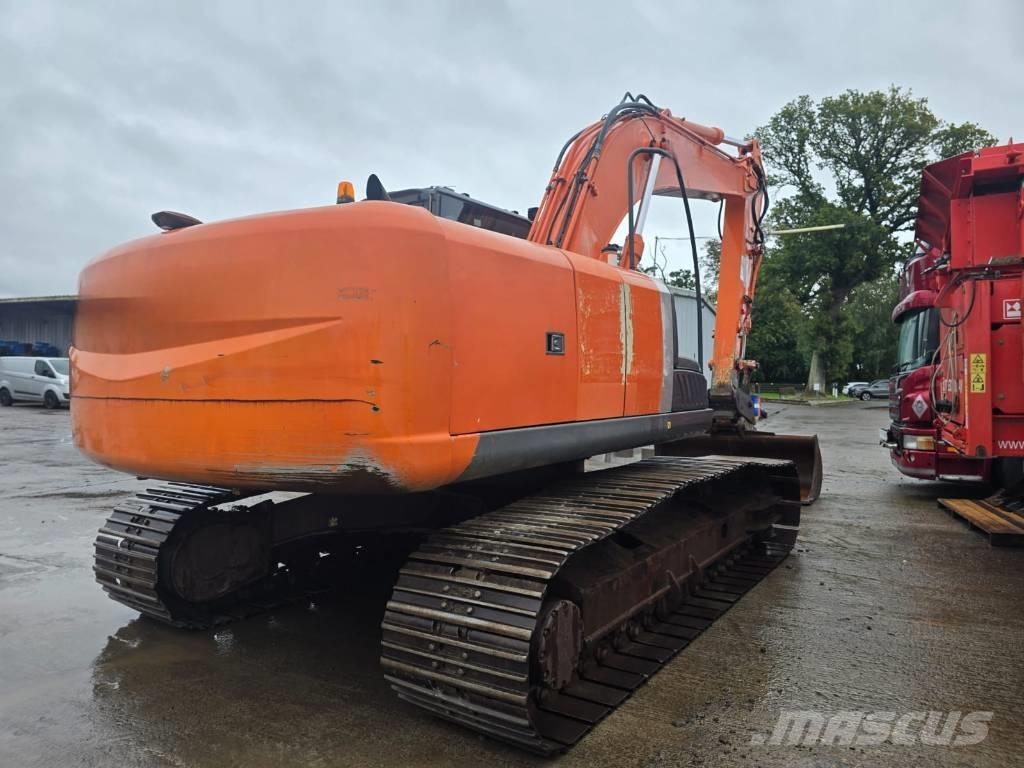 Hitachi ZX 210 Beltegraver