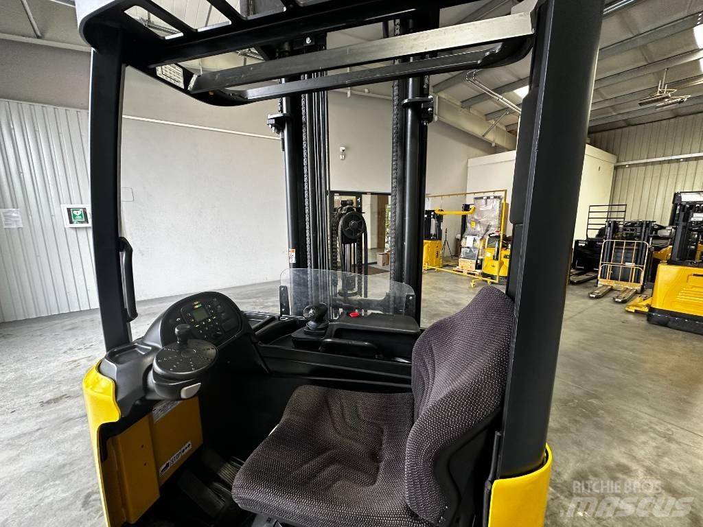 Yale MR16 Skyvemasttruck