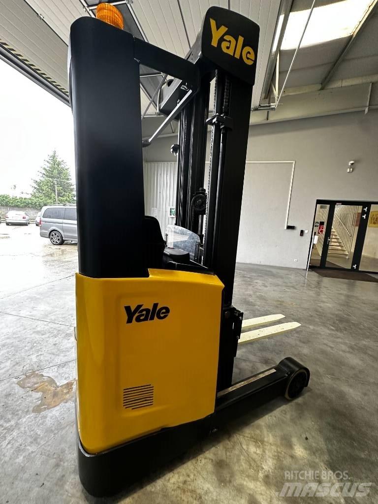 Yale MR16 Skyvemasttruck