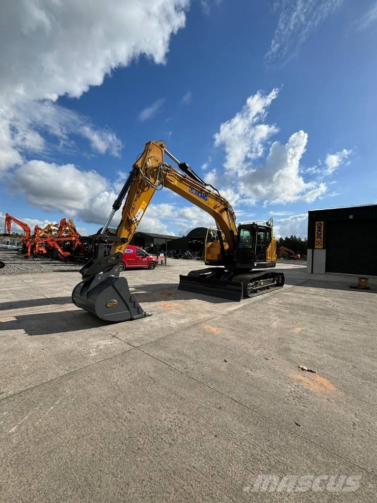 XCMG XE235ECR Beltegraver