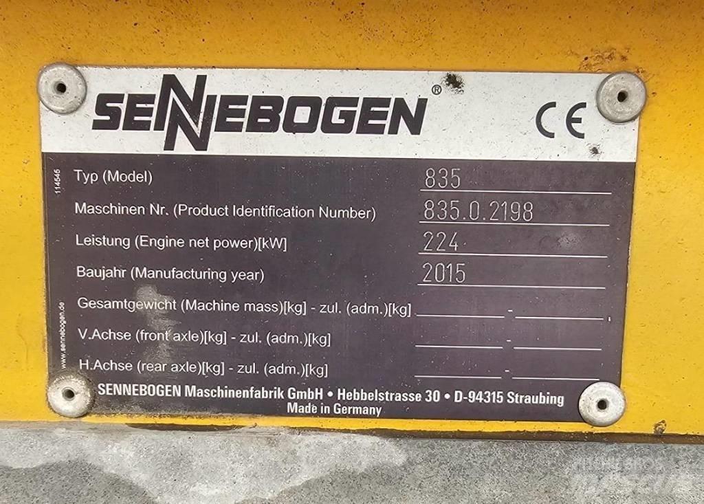 Sennebogen 835 Gravemaskiner for avfallshåndtering