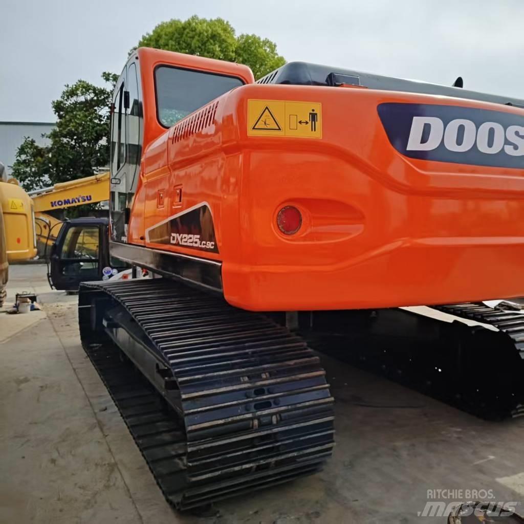 Doosan DX 225 Beltegraver