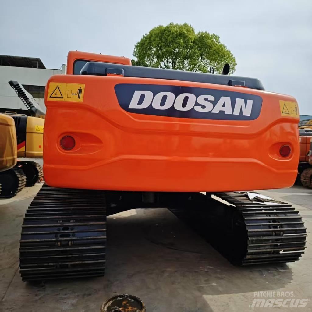 Doosan DX 225 Beltegraver