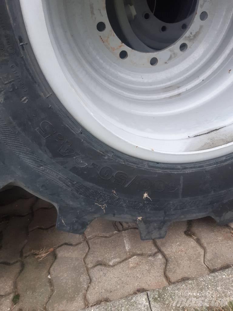 Nokian 600/50-24,5 Dekk, hjul og felger