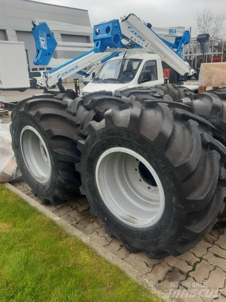 Nokian 600/50-24,5 Dekk, hjul og felger