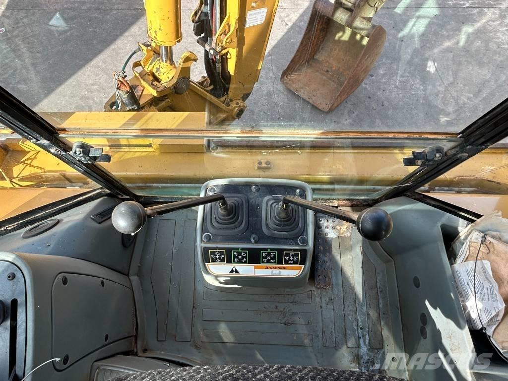 CAT 428 D Traktorgravere