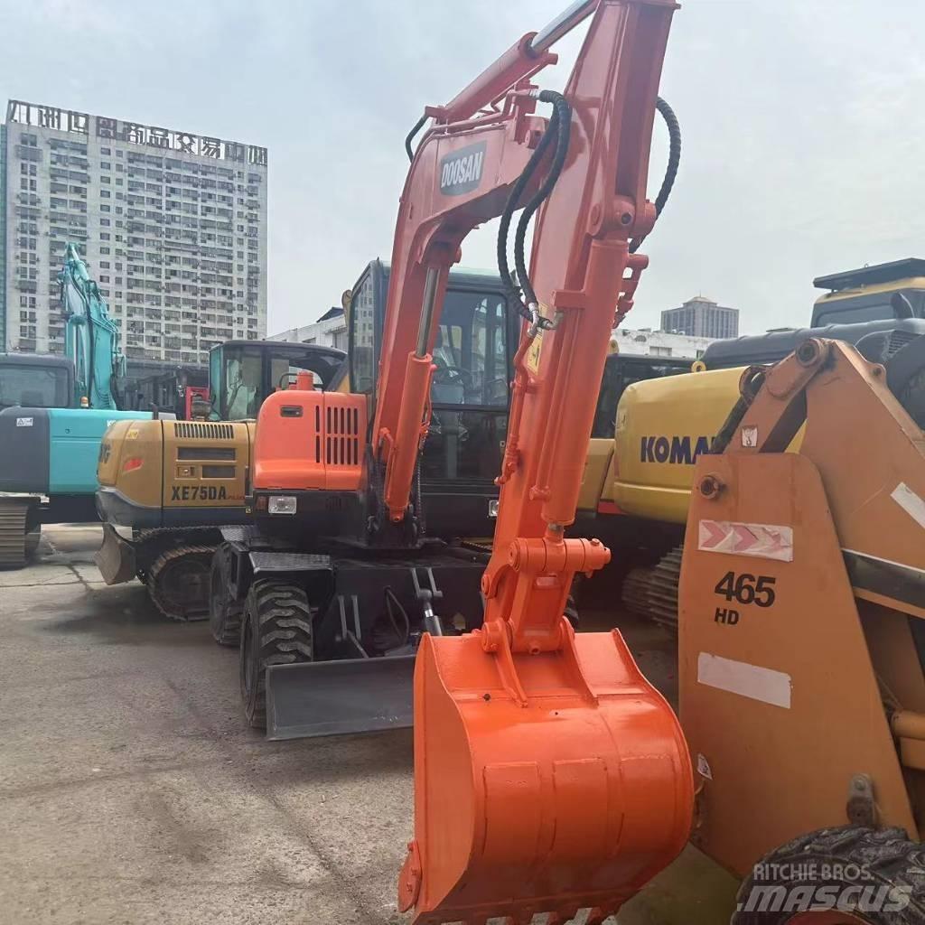 Doosan DX60W Hjulgravere