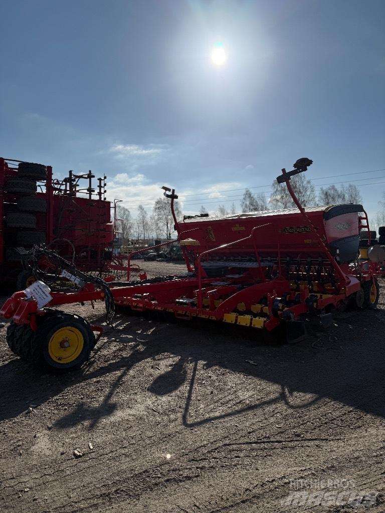Väderstad Rapid400C Såmaskiner