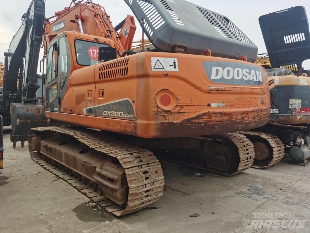 Doosan DX 300 LC Beltegraver