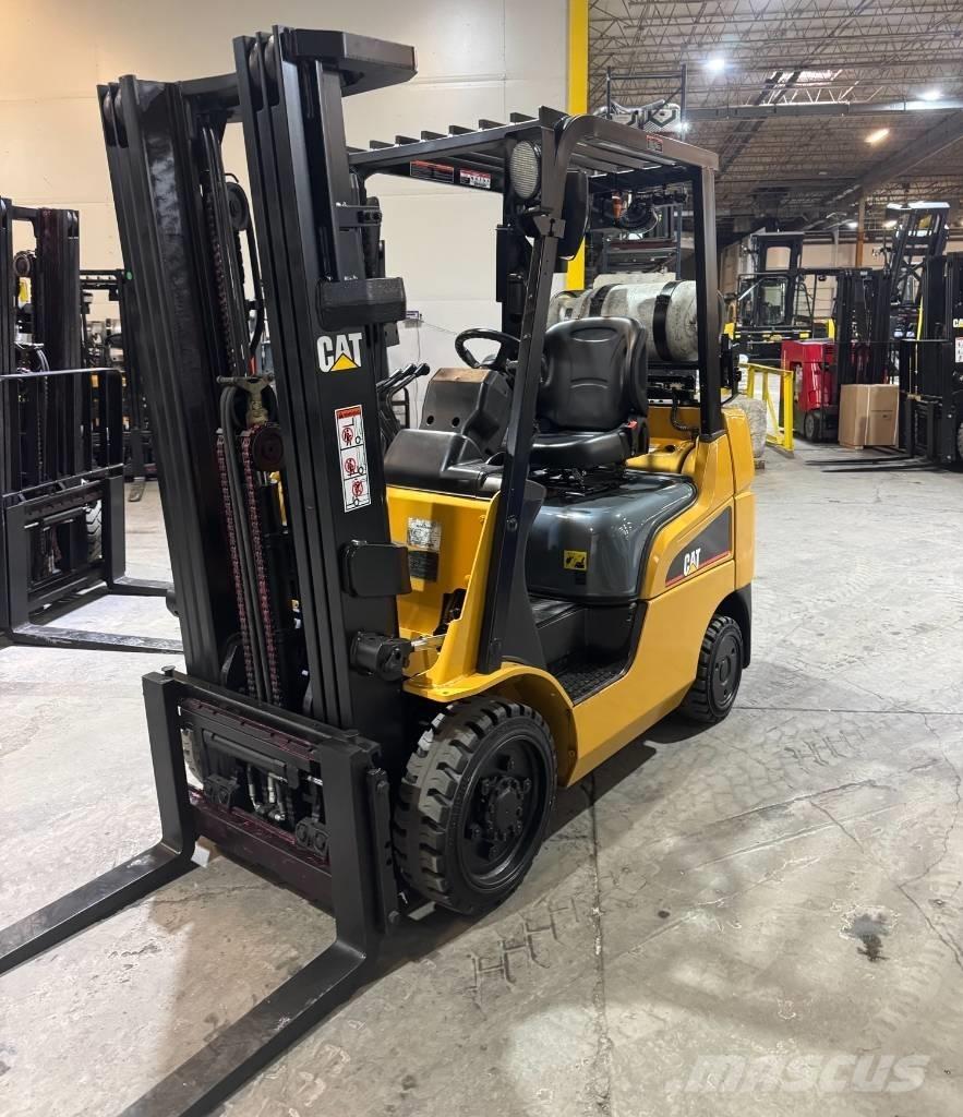 CAT FGC25N Gaffeltrucker - Annet