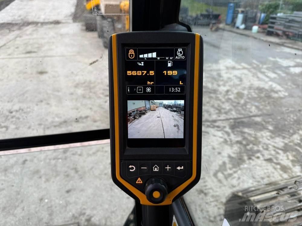 JCB JS145 Beltegraver