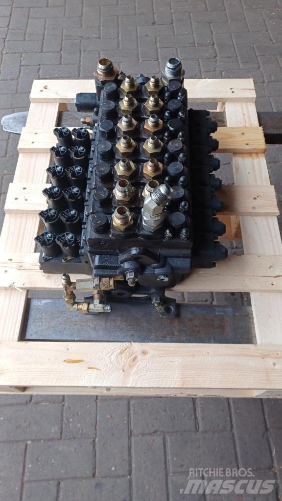 John Deere 1270 D Hydraulikk