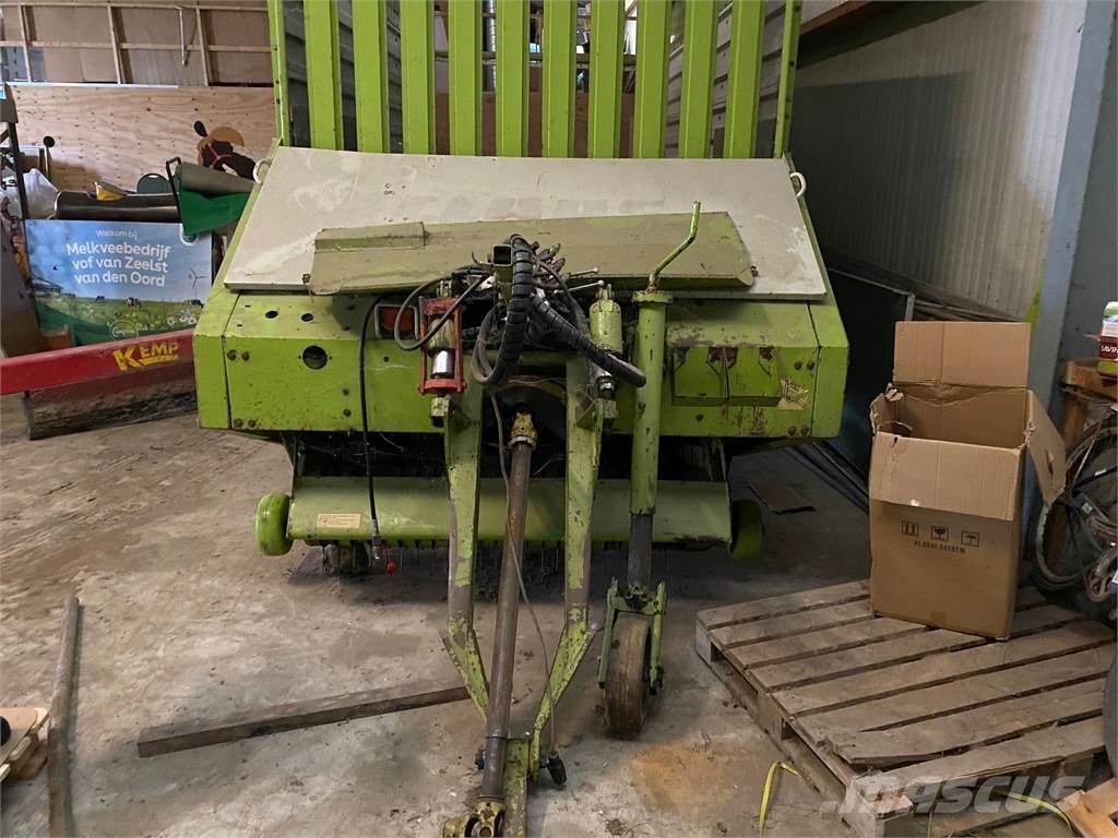 CLAAS Sprint 335 P Selvlastende vogner