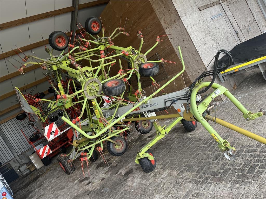 CLAAS volto 1320T Raker og høyvendere