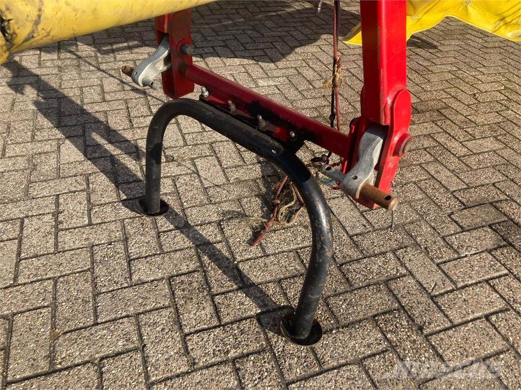 Fella TS 880 HARK Raker og høyvendere