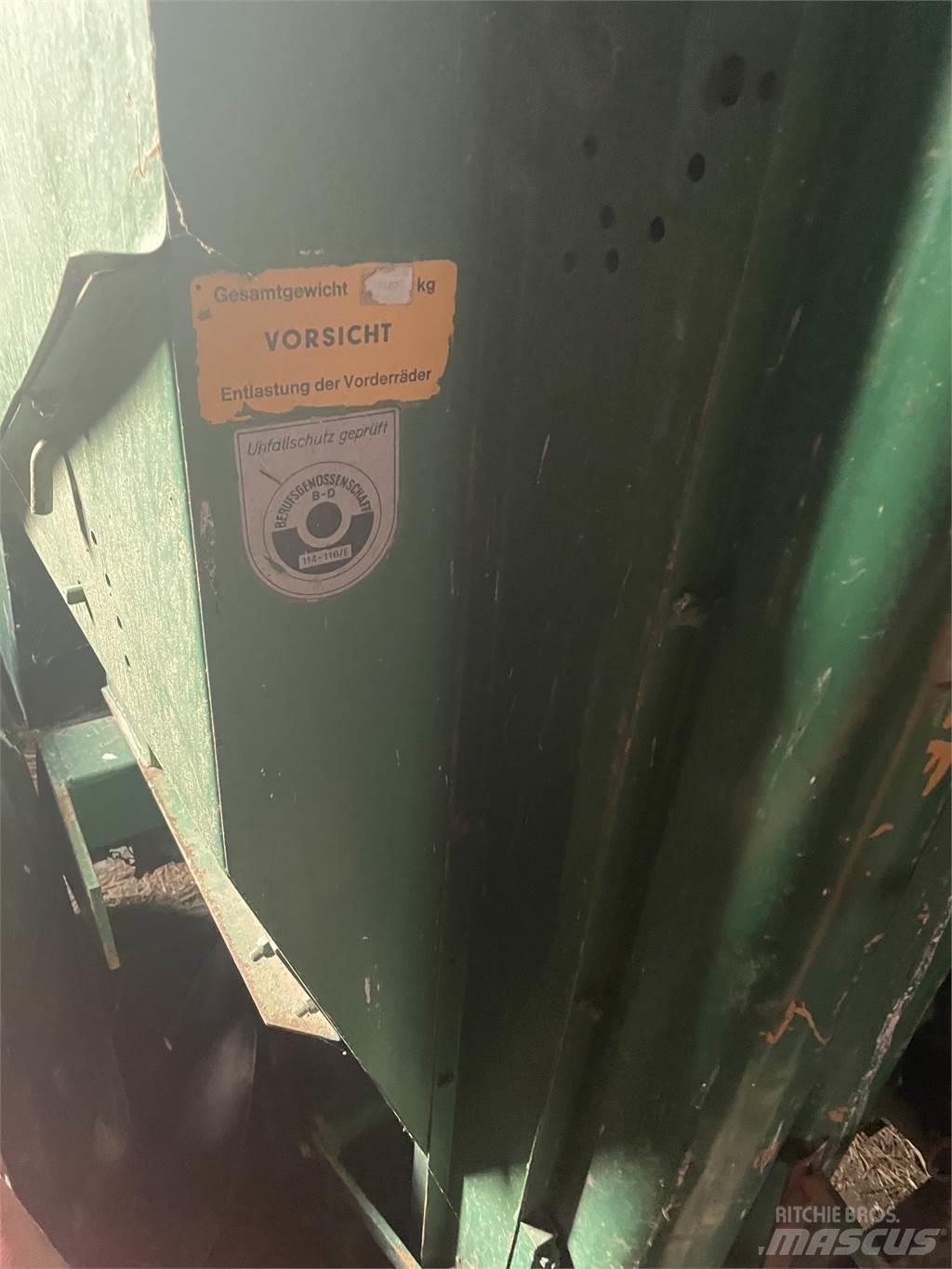 Hassia pootmachine Potetopptakere