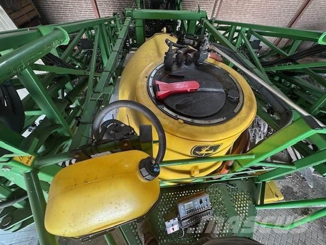John Deere 832 Selvdrevne sprøyter