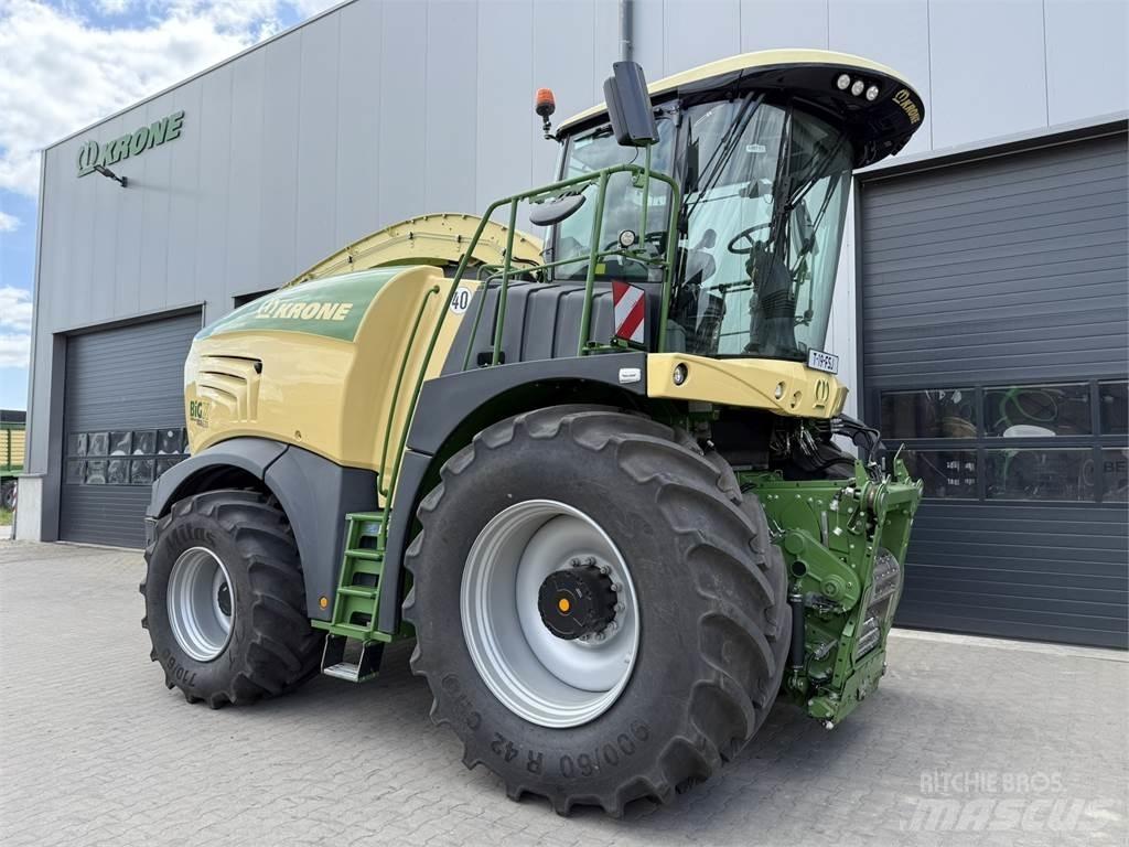 Krone BigX 630 Rundballerivere, -kuttere og -utpakkere