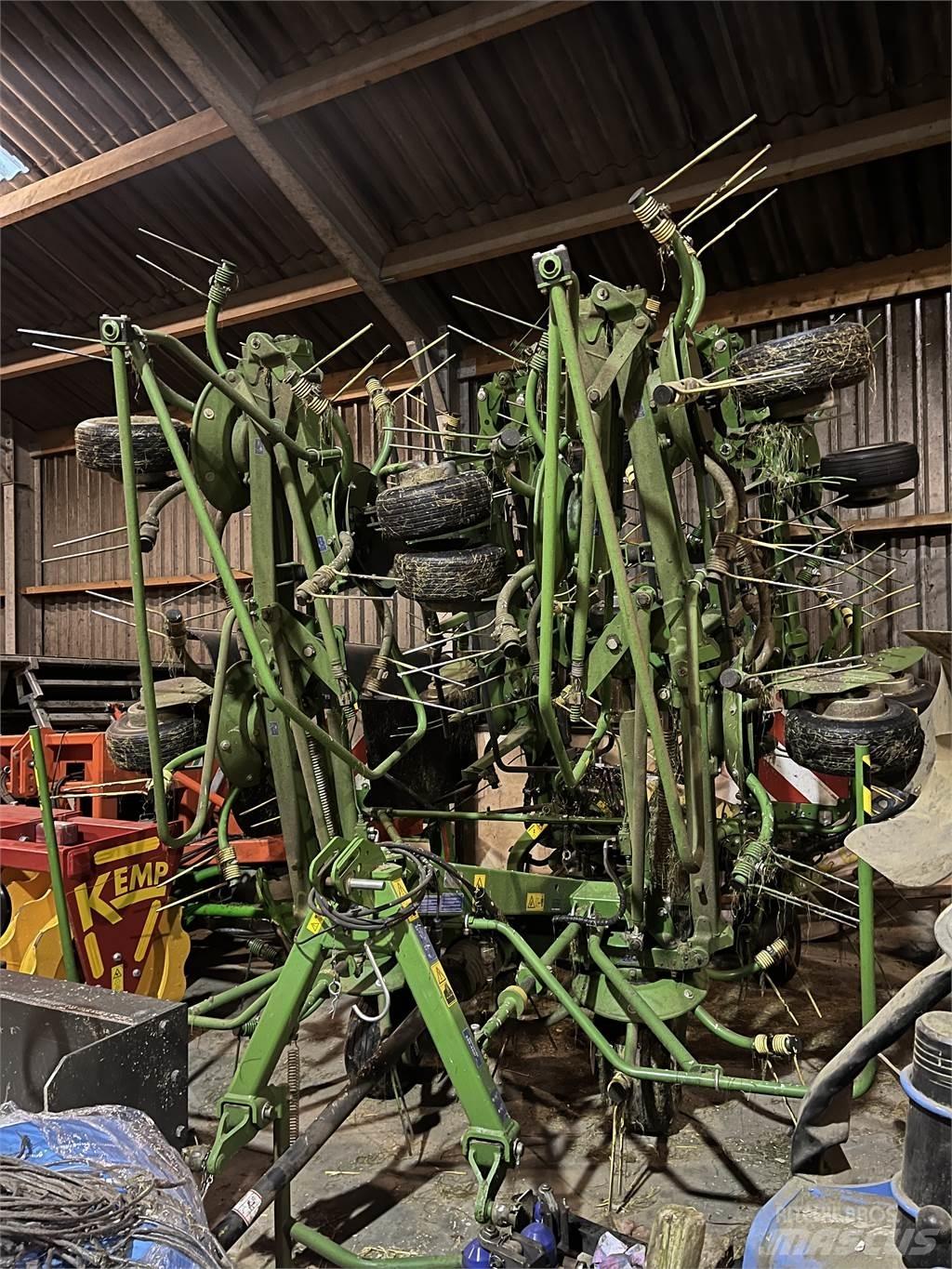 Krone KW 8.82 Raker og høyvendere