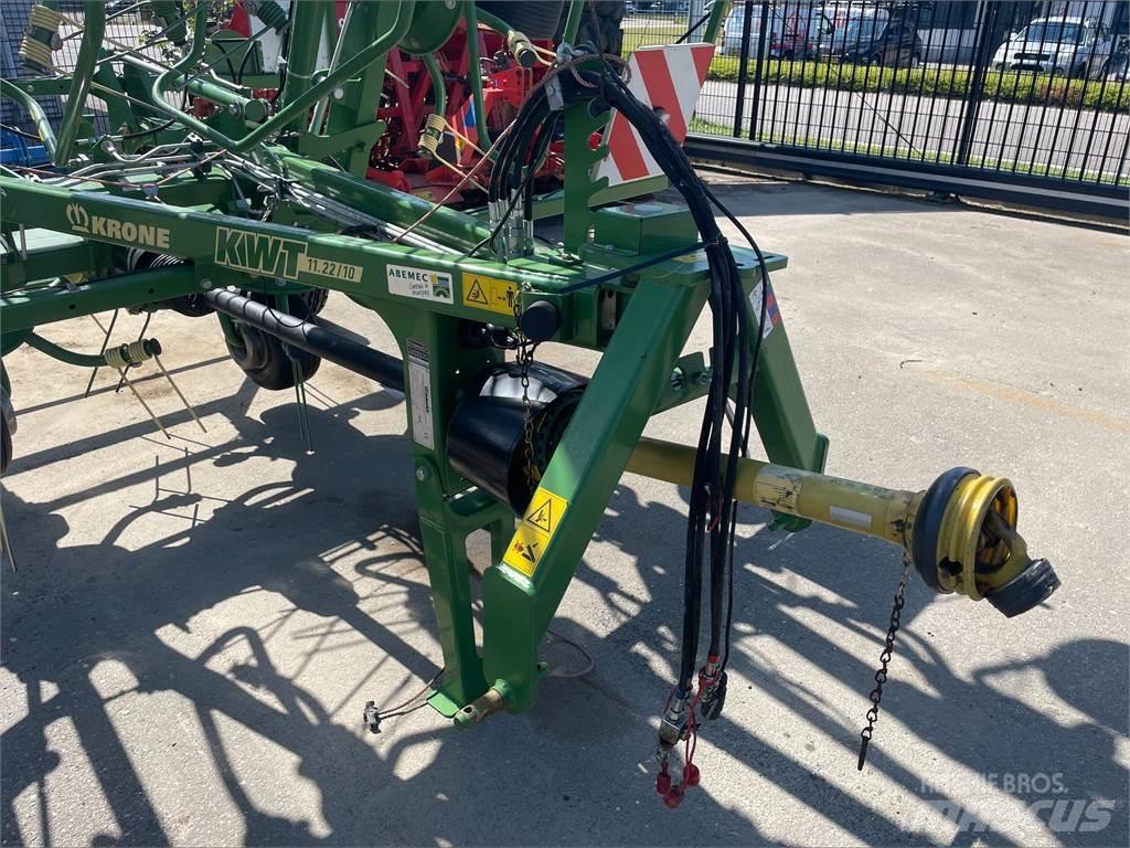 Krone KWT 11.22 Raker og høyvendere