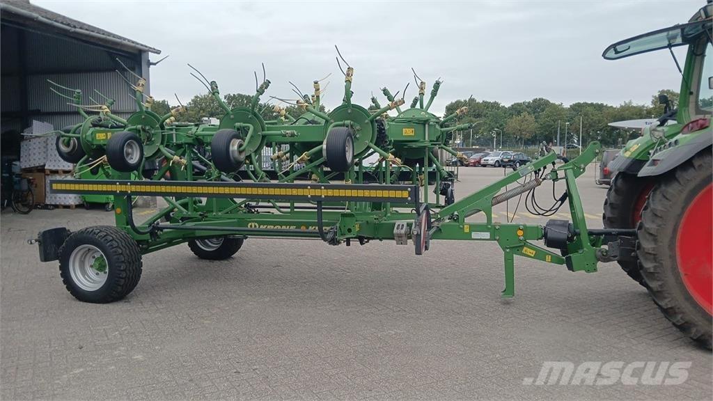 Krone KWT 1300 Raker og høyvendere
