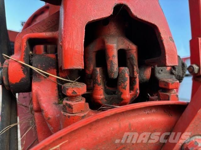 Kuhn GF 10601 TO Raker og høyvendere